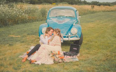 6 unique props for a wedding or photoshoot